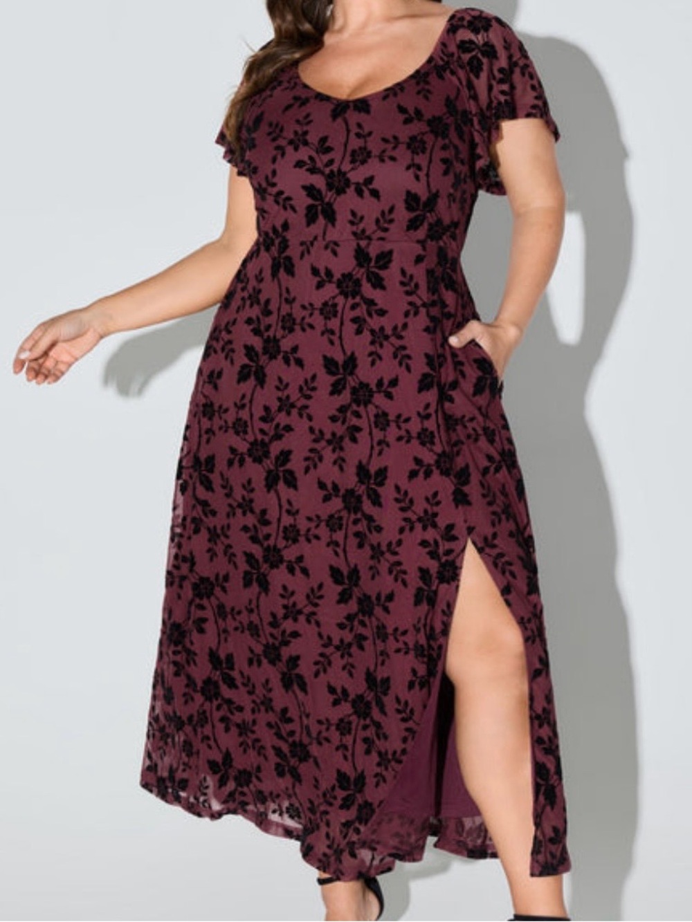 Floral Textured Jacquard Slit Hem Maxi Dress (maroon)